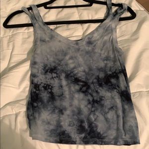 Light and dark blue tie-dyed small tank top